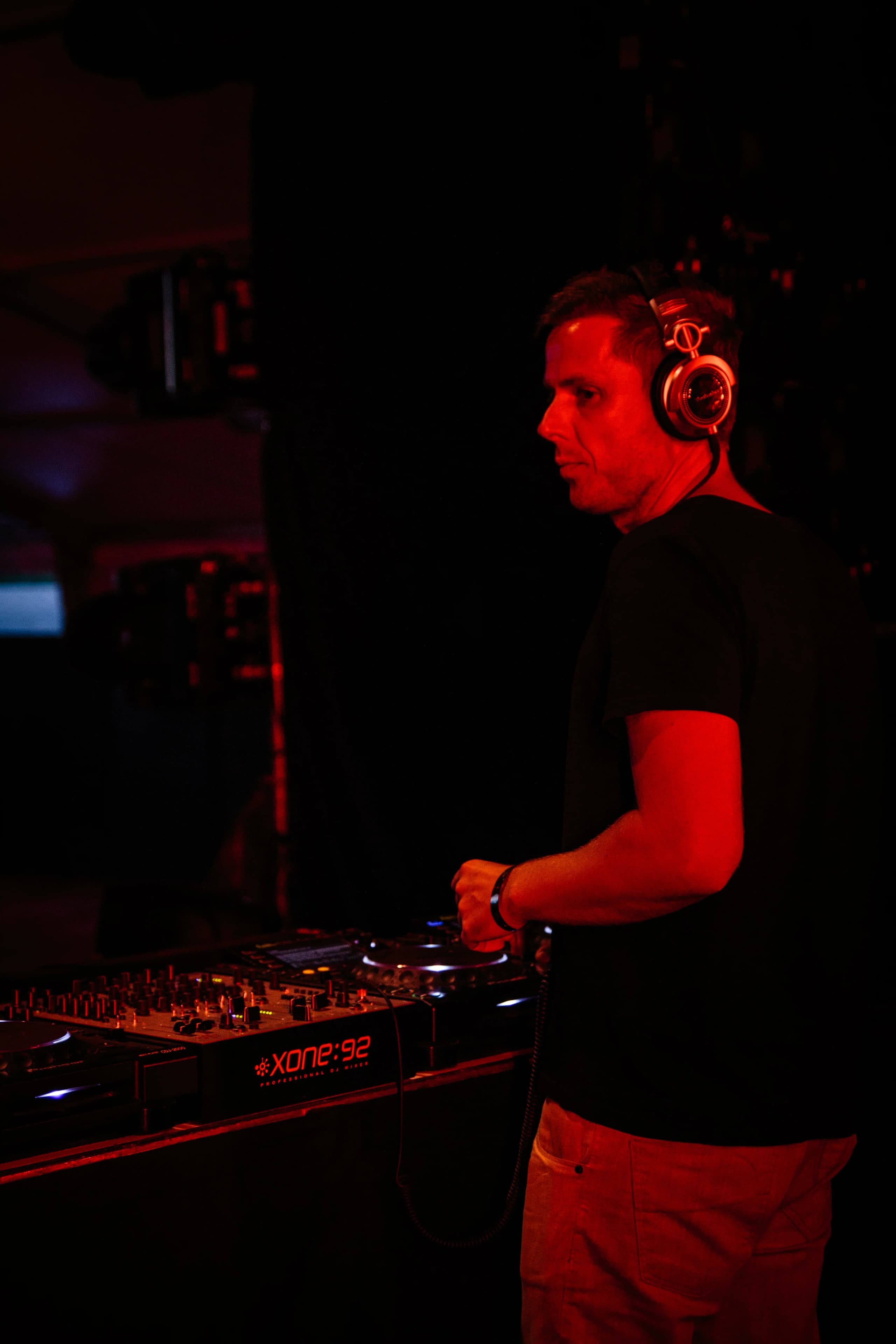 Jimmy Van M - 1 (12).webp