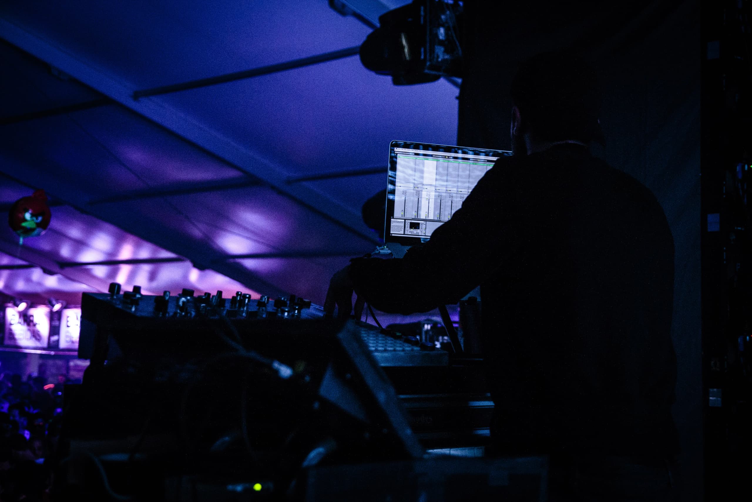 Nicolas Jaar - 1 (4).webp