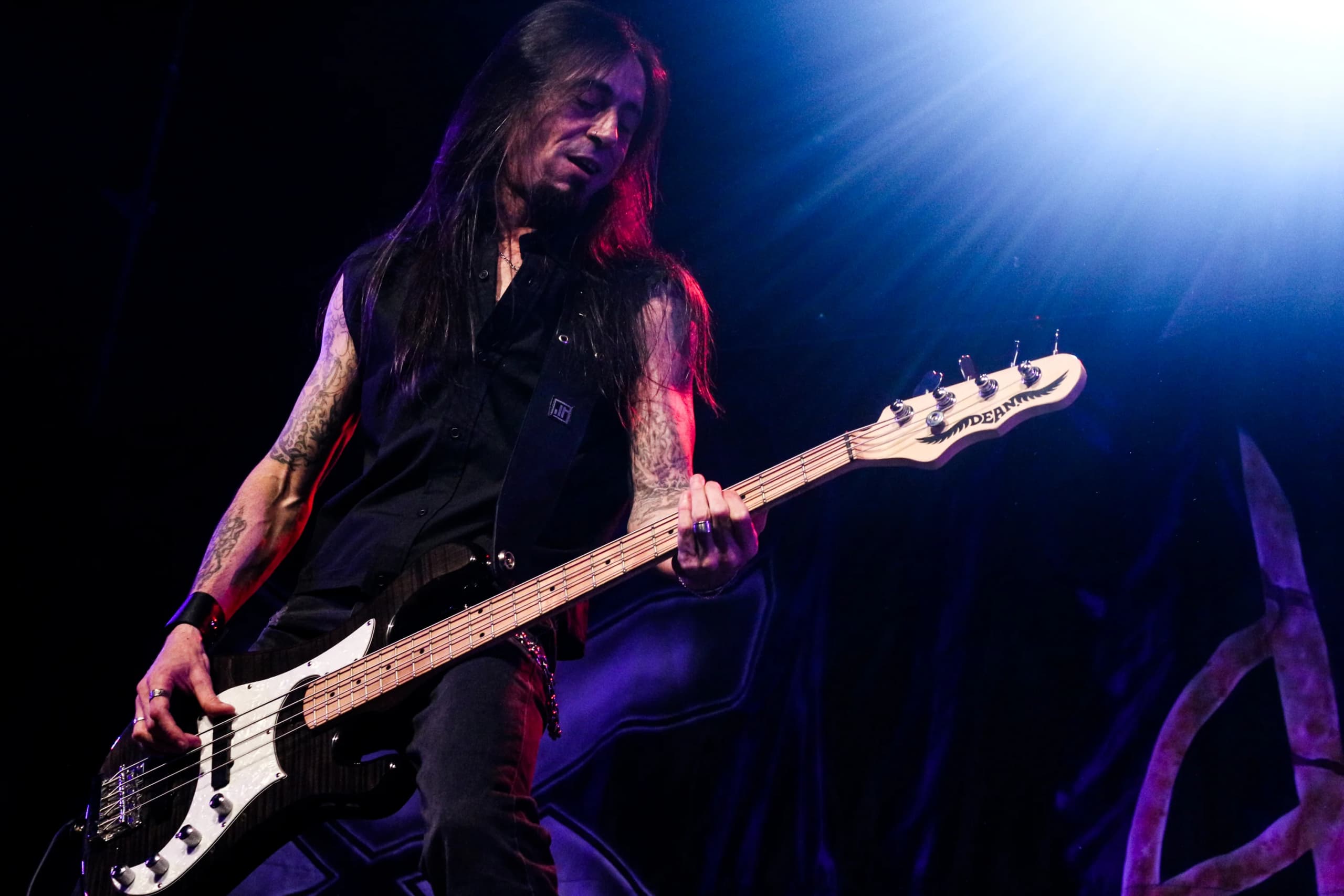 Tributo a V8 - Tributo a V8 - Metal para Todos -1.webp